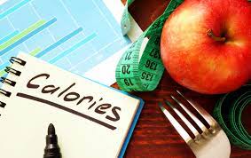 كم عدد الوجبات التي يجب أن تأكلها كل يوم لإنقاص الوزن؟